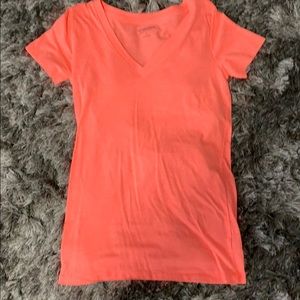 Brand new Fitted T-shirt